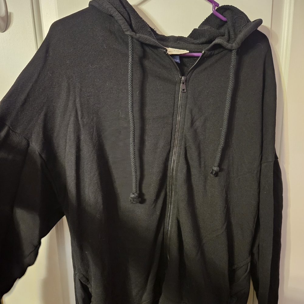 Universal Thread Black and Purple Hoodie